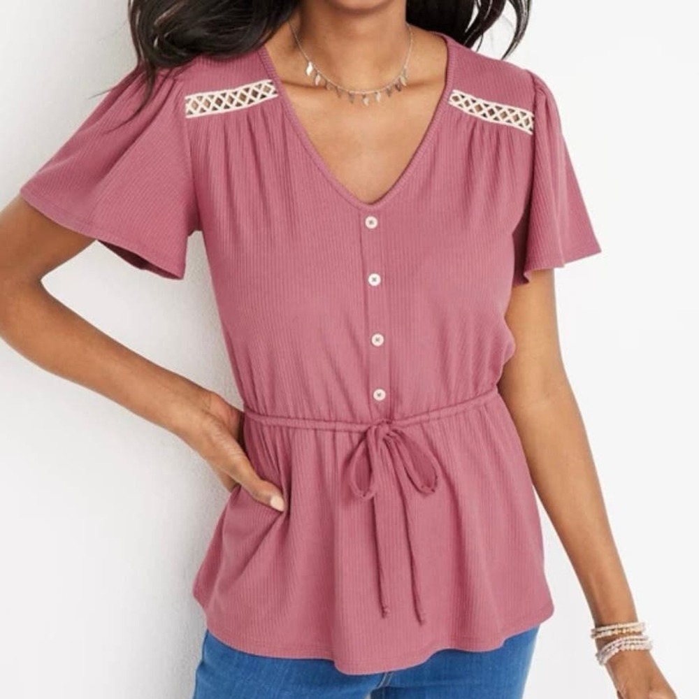 Maurice’s Pink Solid Button Front Peplum Top - Size Large - Picture 2 of 10